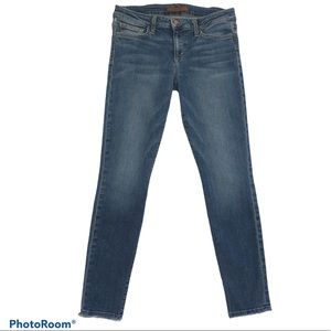 Joe's Jeans The Icon Ankle Mid-Rise Skinny Raw Hem